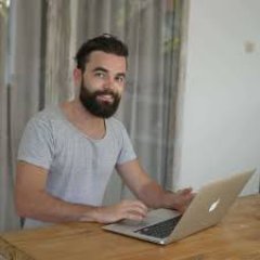 Kevin_Jourdan's profile picture. Strong believer that to make money online, it's not about the size. It's about the commercial intent. #seo, #digitalnomad & #fitnessaddict