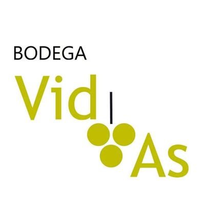Bodega familiar de elaboración de vinos D.O.P. Cangas #7Vidas #CienMontañas #ViveLaVida