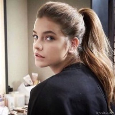Cuenta creada 18/7/16| Se nececitan Admis solo si te siguen famosos| si te intereza manda Dm |cuenta recien empezando| cambio de Layouts cada semana|