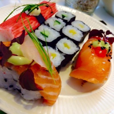 Wilt u vrijblijvend een afspraak voor het bespreken van uw Catering in utrecht of wilt u meer informatie over de mogelijkheden van de sushi fabriek?