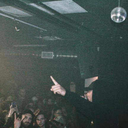 Artist // Producer // 1/3 @threepeatmusic
#ALVERSTONE OUT NOW