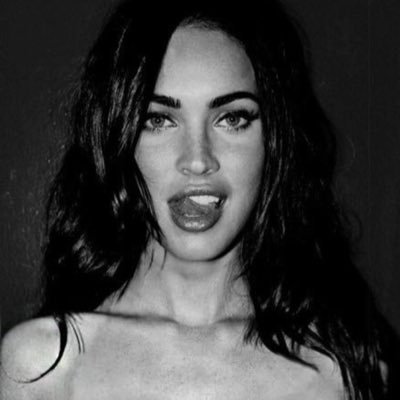 kindaextra's profile picture. 