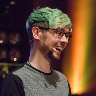 #IStandWithPewds I tweet out quotes from @Jack_Septic_Eye and you RT ur favs! DM me for requests, or if u ever need to talk. 💚