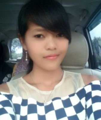 sweety_heny's profile picture. Tak perlu stiap kata ku ukir..Aku bukan penyair.. Tak perlu stiap kata ku lukiskan tntangmu.. Blum tentu hatiku kelak jtuhnya ke kmu.