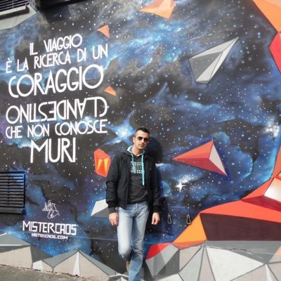 AstolfiEmi's profile picture. ...Io oggi canto in mezzo all’altra gente perché ce credo o forse per decenza che partecipazione certo è libertà ma è pure resistenza ...