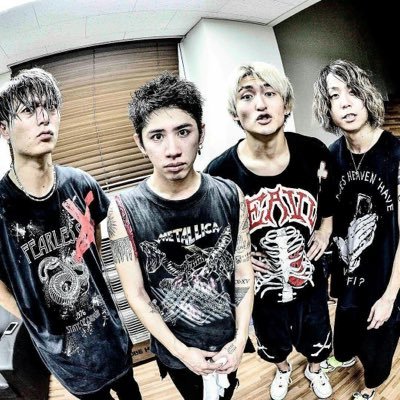 ！ONE OK ROCK！が大好きな学生です( ´^o^` )☆〜沢山のOORerさん達と繋がりたいです！