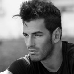 rahafferoo's profile picture. La vita è troppo breve per svegliarsi la mattina con rimpianti. Così amare le persone che ti trattano a destra e dimenticare quelli che non lo fanno.🔔