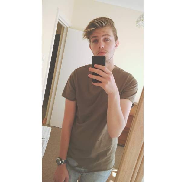 ashtxnkush's profile picture. RSA