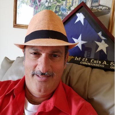 santori_luis's profile picture. Love people  enjoy  making  everyone happy  family friends very important