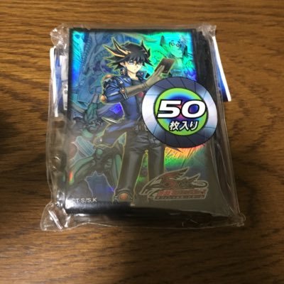 遊戯王を販売します。スリーブ(未開封・中古等)・プレイ用のセット販売。ストレージ・プレイマットまでありました。エクシーズが出てきた前後で止まっています。笑 ぜひ出品物を確かめていただければと思います！！！ラクマまで！笑 #遊戯王 #スリーブ #販売 #ラクマ