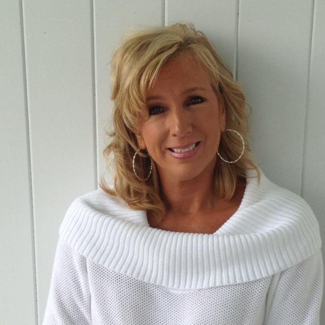 sissmcveigh's profile picture. Stephanie offers over 20 years of expertise in Event Planning, Performance Improvement and Relationship Marketing, known as the Reward Champions!