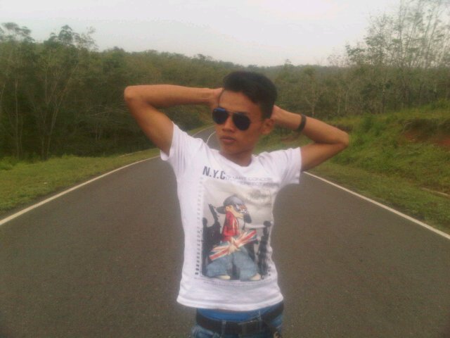 agiskurniawan8's profile picture. Ingin bantu orang yang kesusah