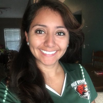 Tweacher_Lawson's profile picture. 