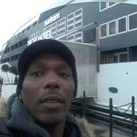 thepihat's profile picture. Hello fellow twitters. My name is Andrew and i am a father of two boys and a girl
like to watch movie and spending time with family