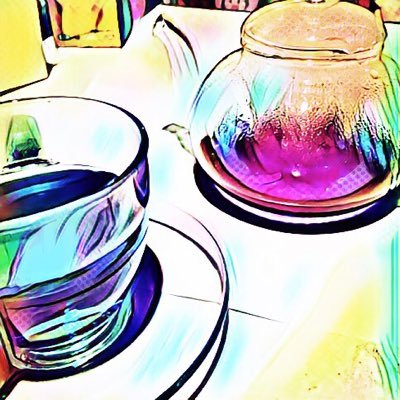 語感とニュアンスと雰囲気に比重を置いたお題配布bot。およそ1時間毎にお題Tweetを零します。用途自由。報告不要。使用の際、どこかに「@Yggdra46pより」と記載していただけると嬉しいです。(診断紹介&お題bot→@todomaguro032 )(質問bot→@__uNp)