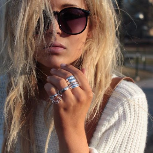 marikru15's profile picture. Возвращайтесь домой, самолёты!.. Возвращайтесь домой, поезда!.. Возвращайтесь... и просто - с работы... ВОЗВРАЩАЙТЕСЬ, РОДНЫЕ, ВСЕГДА!!!