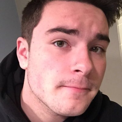 TheeMaxWright's profile picture. no bueno