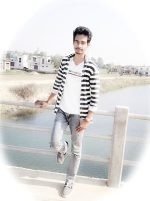 XiyDNqsxPGevgic's profile picture. DD industrial area......
cling to ur imperfections they r wht make u unique..
i dont hav an attitude!!! i  hav a personality u can't handle...