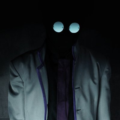 Amen Hellsing6巻p60のアンデルセン神父の台詞は 1969年の東大安田講堂事件にて壁に書かれた落書きが元ネタだと思います 君もまた覚えておけ 藁のようにではなく ふるえながら死ぬのだ 一月はこんなにも寒いが 唯一の無関心で通過を企てるものを 俺が許し