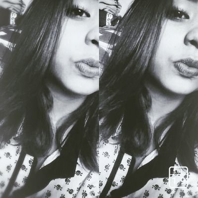 •14 Outonos ♦
•Motos ♥
•Câncer ♦
•Livros♥
•Rock ♦
•Directioner ♥
•Anti-Social ♦
•Bella ♥. ( @_bellamore )
•Livre ♦
