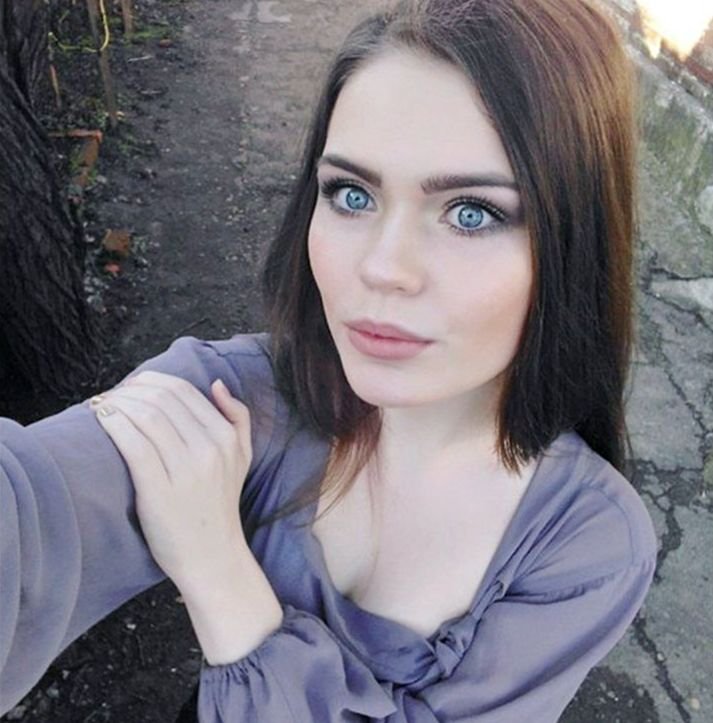 I am 🇸️🇪️🇽️🇾️ lady. 💙 I wish be happy. See my last tweet⬇️ ⬇️