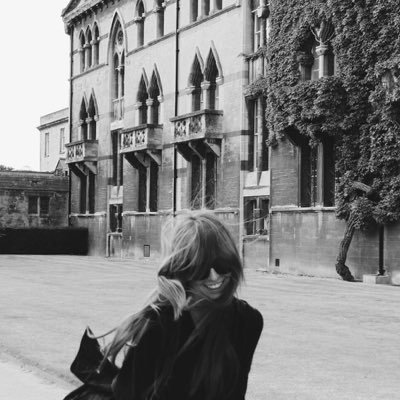 vlplucrezia's profile picture. Instagram 📷 : volpilucrezia         💌 : lucreziavolpiss@gmail.com