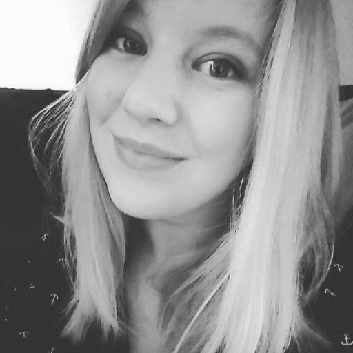 AnnaelleMailly's profile picture. Etudiante en #Edition à l'Université de #Lille3