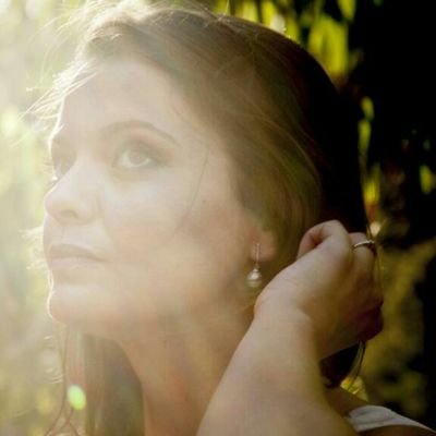 garre_me's profile picture. Full-time mom and economist