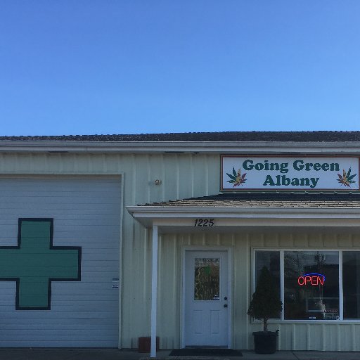 Going Green Compassion Center is a friendly Recreational & Medical dispensary. We provide education and resources for customers.
Sunday -Saturday 10am-9pm