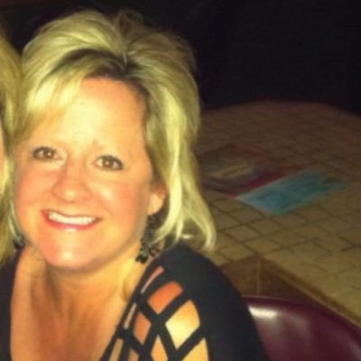 tonsmile223's profile picture. 