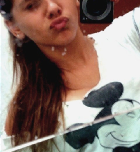 Minнαα iimαgєm é vooc quєєm faaz ,  Minнαα vidα sou єu quєє vivoo .