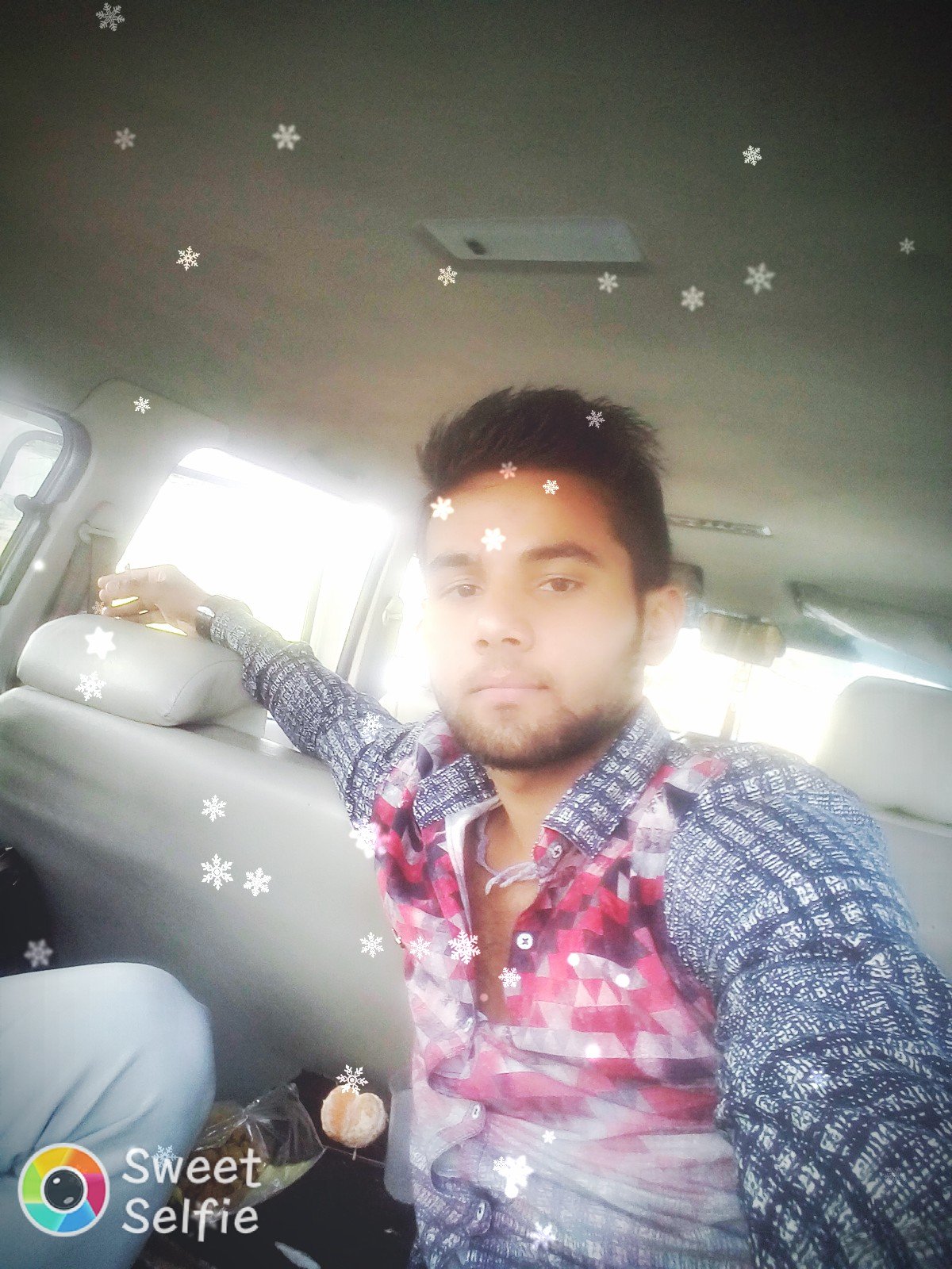 Deepakkajal13's profile picture. 