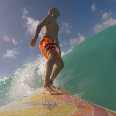 EURFERZ's profile picture. An entrepreneur in pursuit of an endless summer.