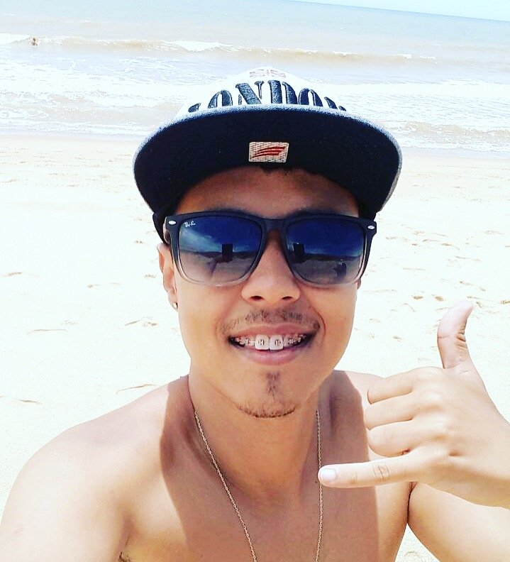 guicasanova11's profile picture. Estudante de Engenharia, músico e fanático. Saudações Vascaínas. /+/