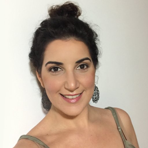 mauisita's profile picture. Persona con corazón digital. Enamorada del café, me gustan los abrazos ¡y canto en la ducha!  #mauisitaredbubble