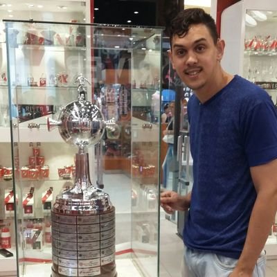 elpoetadlaunlam's profile picture. Lic.en RRPP UADE
Martillero Publico UNLAM
Poeta de Amor
Analista de los Medios de Comunicacion
Analista de Opinion Publica
Especialista en Economia