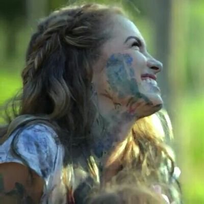 Todo amor do peito.
Tudo bate.
Todo tempo.
O tempo todo.
Tudo bate por você.
Lua Blanco ❤