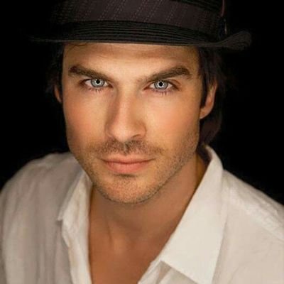 @IanSomerhalder
@gritosdeste
💕💕
