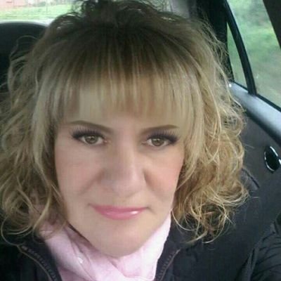 mari40771754's profile picture. vivo en la Coruña  me gusta la naturaleza y los animales. estudie en las terciarias y universidad de Santiago. trabajo en Correos desde hace 25 años.