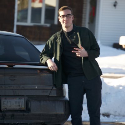 1stDjOnTheMoonn's profile picture. S'up fam! Listen to my music, it's really good! I need to buy some milk.