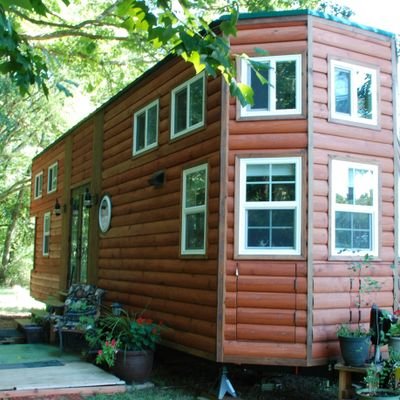 Tiny home builders/owners of an XL THOW. Breast cancer survivor who believes every day is a gift, so fill them with adventures!