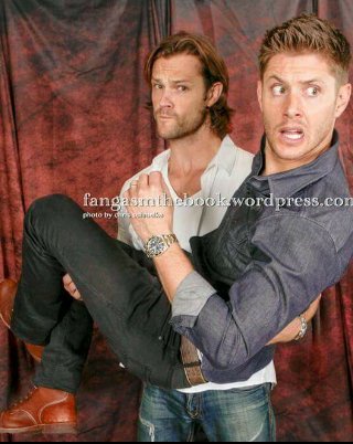 juliemalik12's profile picture. 