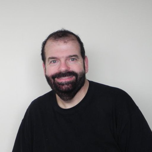 Digital consultant, Leadership Coach & mentor helping people transform their lives achieve their ambitions