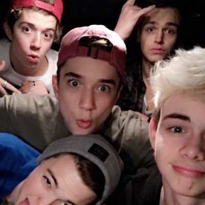 official why don't we tour snapchat. if you are going to see the boys on tour and want to host our tour snapchat dm us!!!!