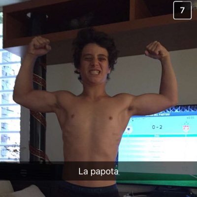 farandula_lpcb's profile picture. Esta es la posta La Plata