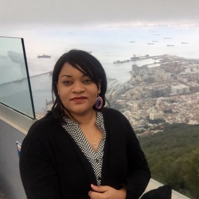 roseharrisonuk's profile picture. 