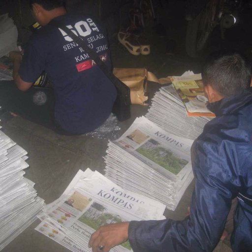 distribusi brosur yang lebih terarah, sistematis, fleksibel melalui melalui penyisipan/insersi ke koran /tabloid/majalah seluruh Jabodetabek - 081388110218