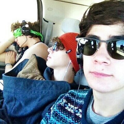 jazminvitereye1's profile picture. Gus: ❤ ×1  
CD9: ❤ x1
Follow de CD9
IG: jazcoder