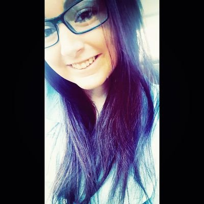 mellyyy_lee's profile picture. Taken ❤
snap chat: Mellyyy_lee23