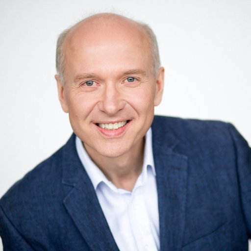 MichaelOrsoni's profile picture. Chief Operations Officer @Azzimov #ecommerce #woodworking